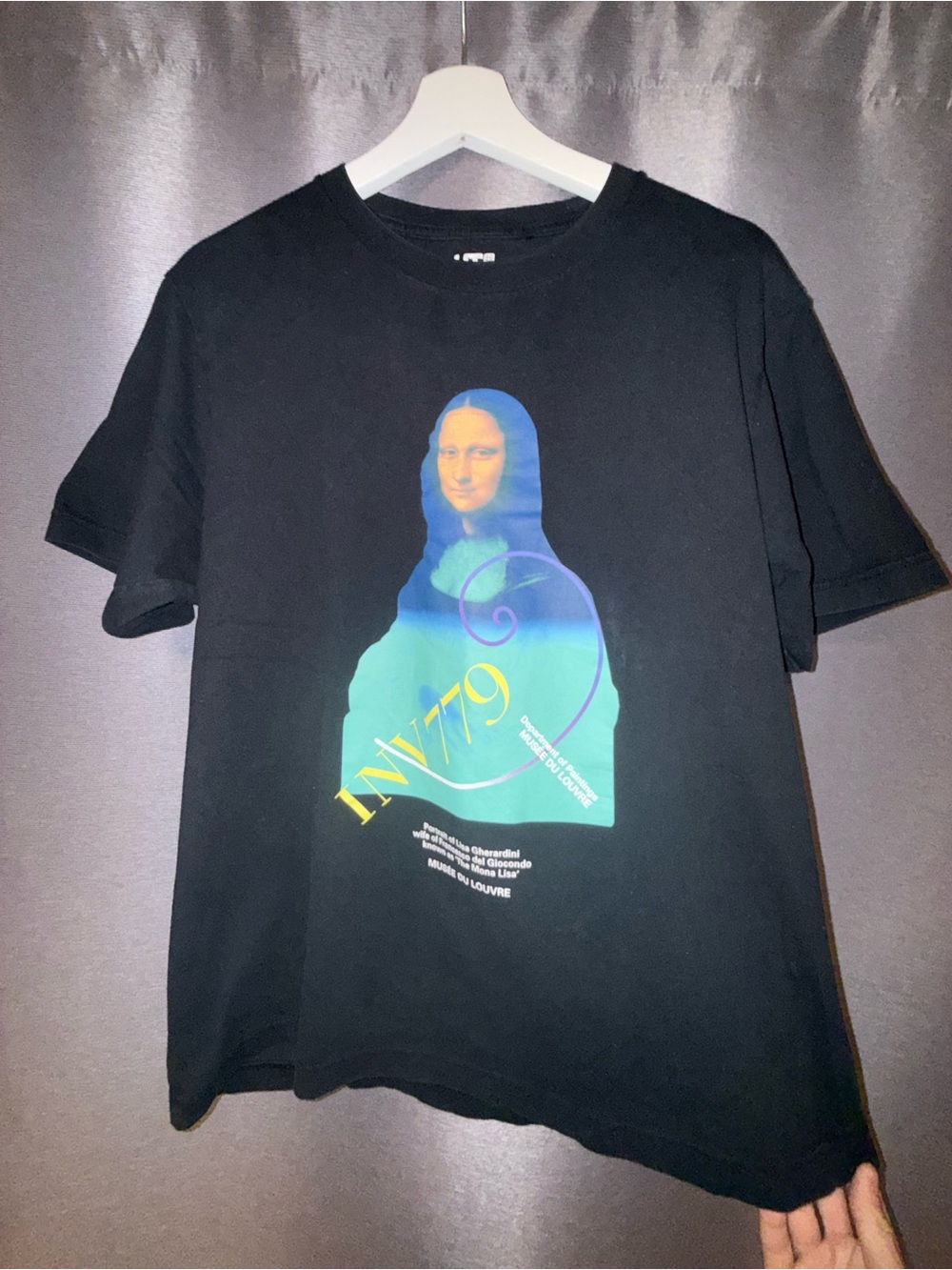 Uniqlo UT Peter Saville x Musee du Louvre Tshirt Mona Lisa Da Vince